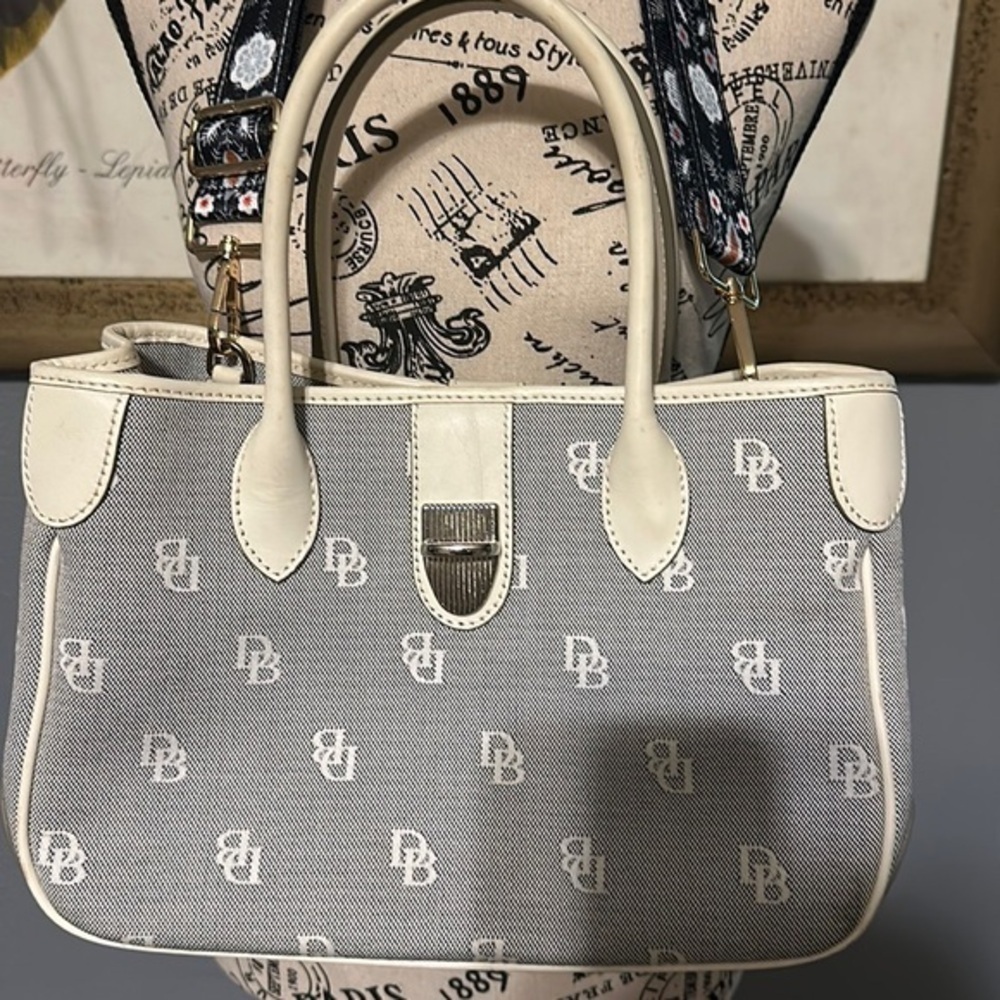 Dooney & bourke vintage double handle bag